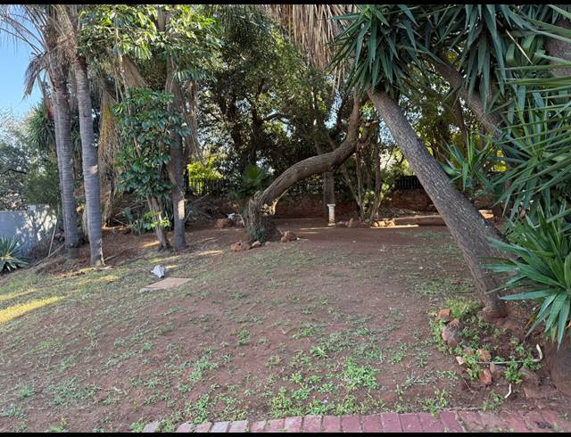 6 BEDROOM HOUSE FOR SALE IN SAFARI GARDENS